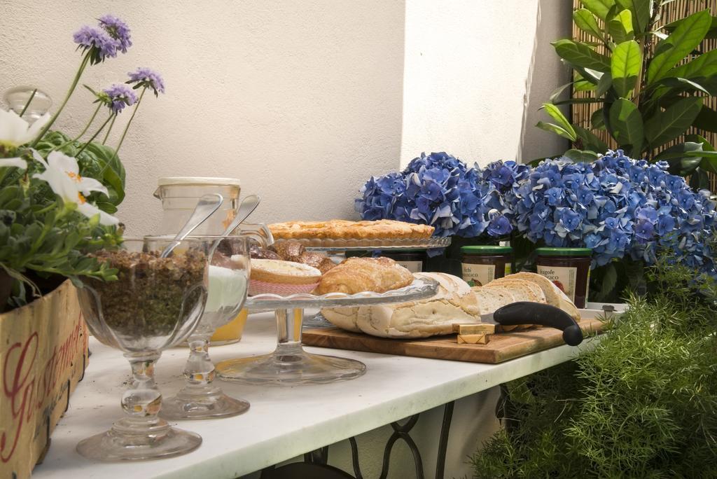 Il Giardino Di Ortensia B&B 比恩帝纳 外观 照片