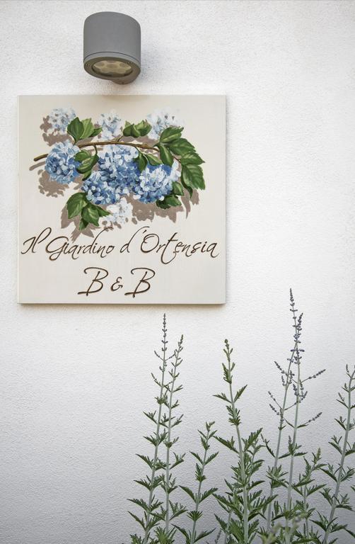 Il Giardino Di Ortensia B&B 比恩帝纳 外观 照片